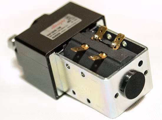 中国サプライヤー Albright Sw180b-108 48V 200A ゴルフ カート用に設計された電磁接触器